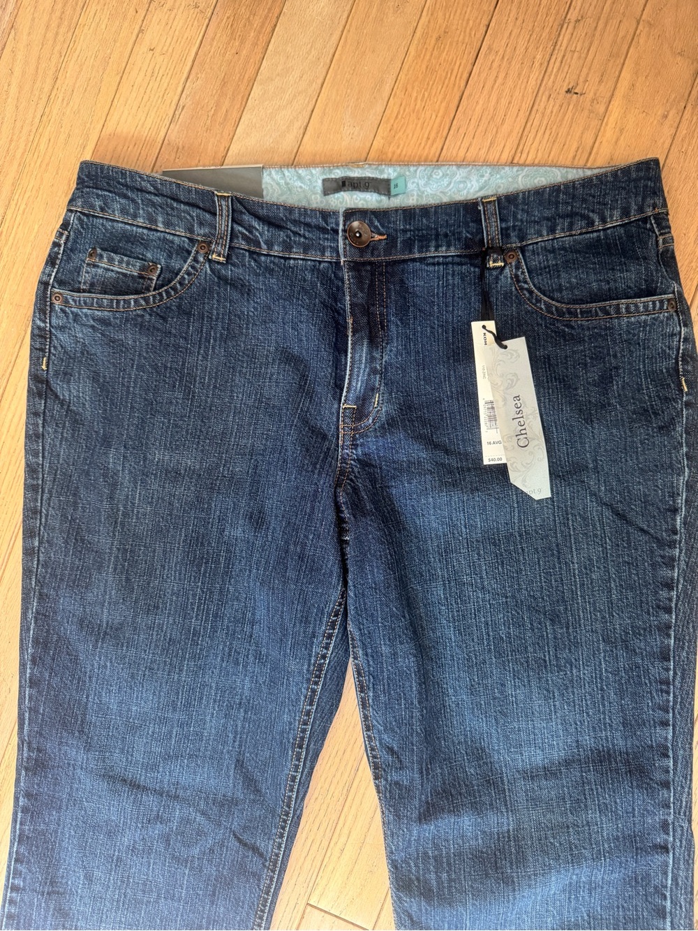 Apt 9 Chelsea Straight Leg Dark Wash Jeans 16 AVG NWT